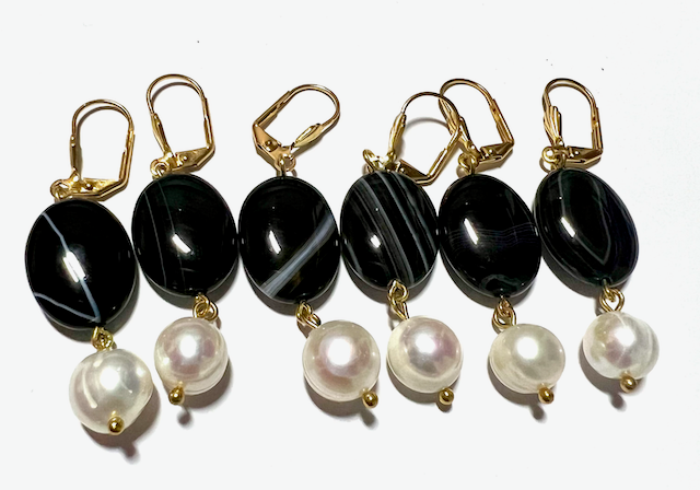 Pearl and Sardonyx earrings